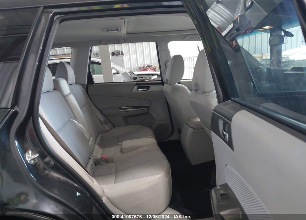 2011 SUBARU FORESTER 2.5X PREMIUM VIN: JF2SHBCC9BH775597