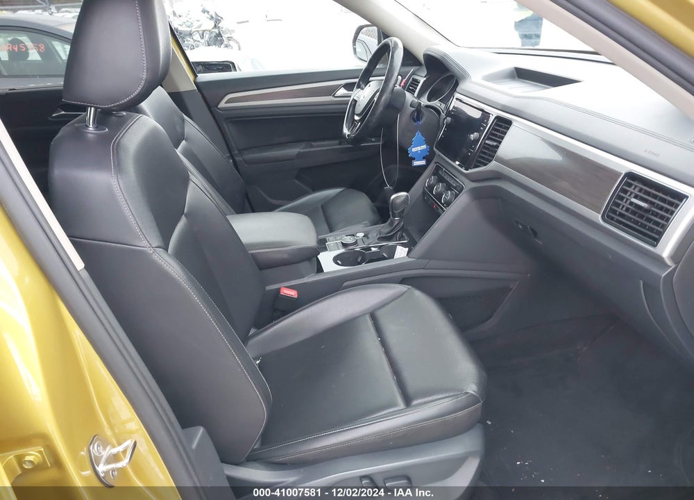 2018 VOLKSWAGEN ATLAS 3.6L V6 SEL VIN: 1V2MR2CAXJC529929