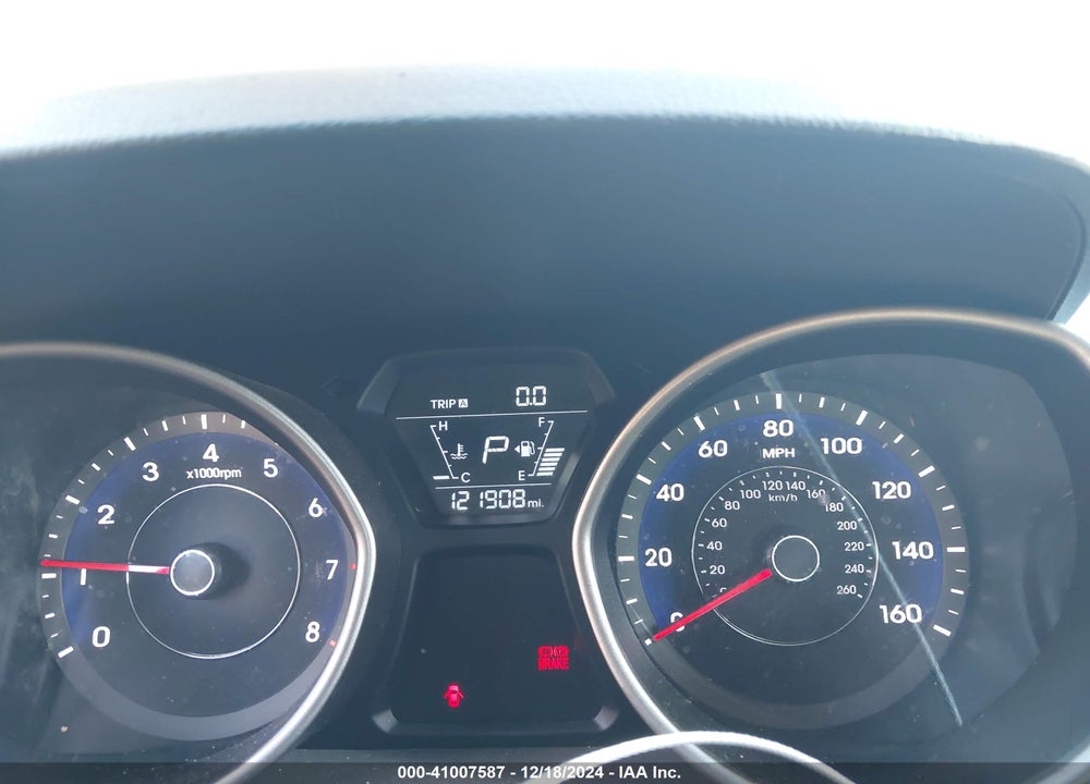 2015 HYUNDAI ELANTRA SE VIN: 5NPDH4AE1FH611470