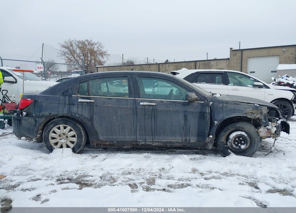 2010 CHRYSLER SEBRING TOURING VIN: 1C3CC4FB1AN105692