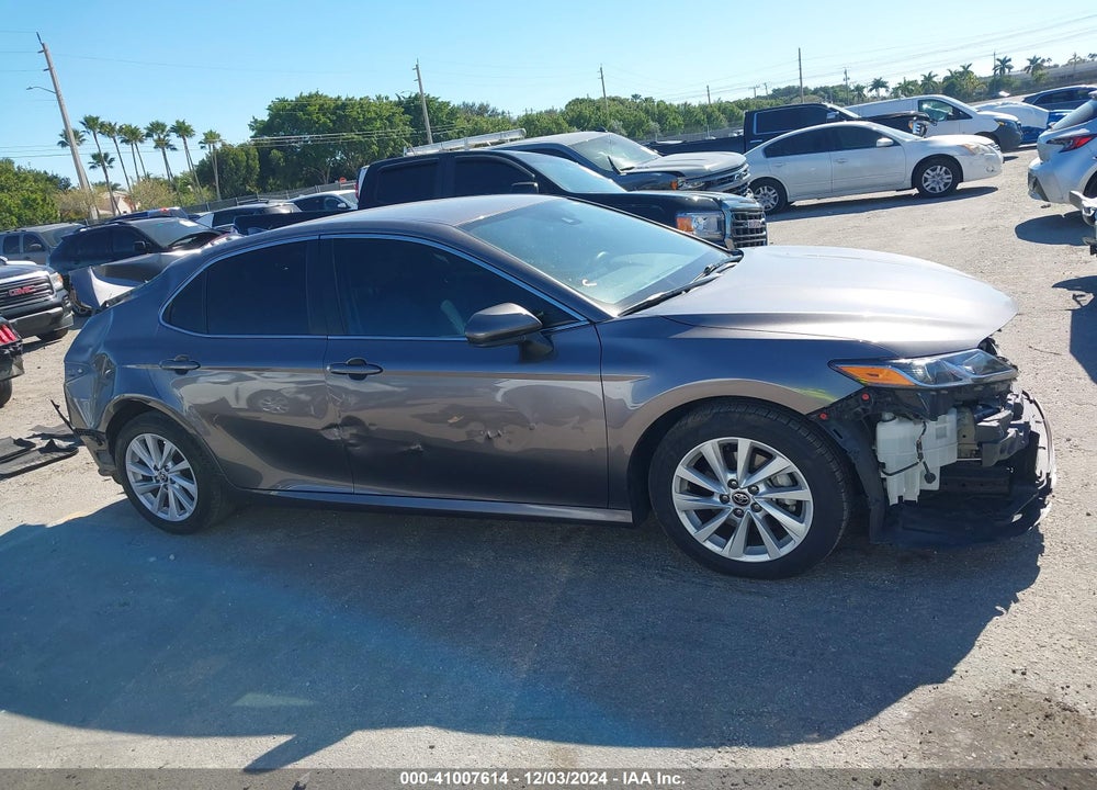 2022 TOYOTA CAMRY LE VIN: 4T1C11AK4NU035278