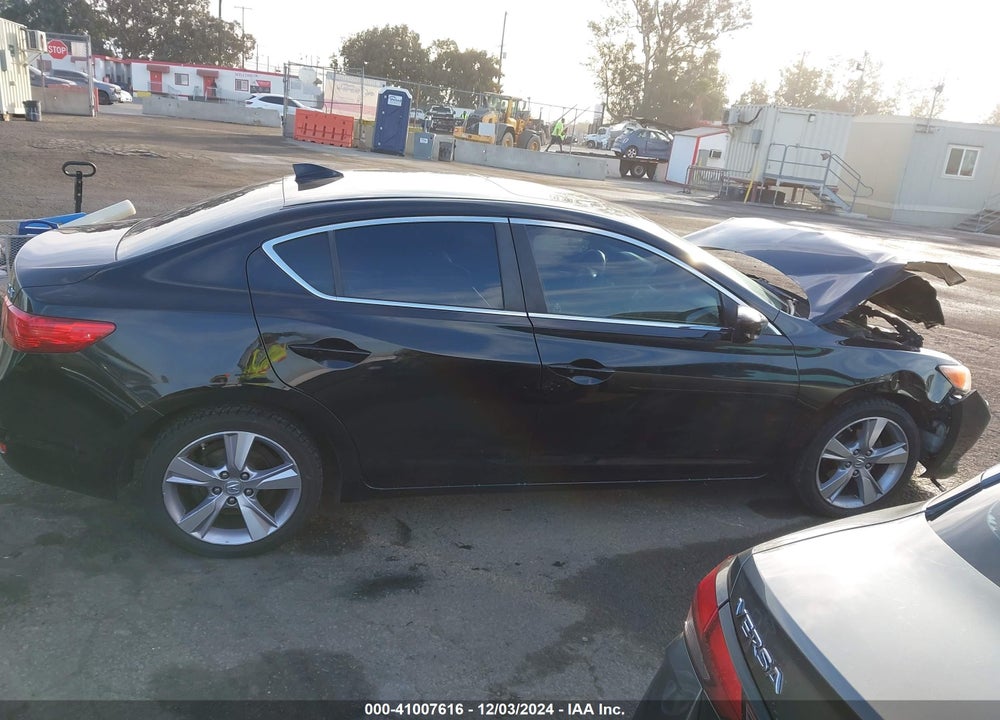 2014 ACURA ILX 2.0L VIN: 19VDE1F38EE000829