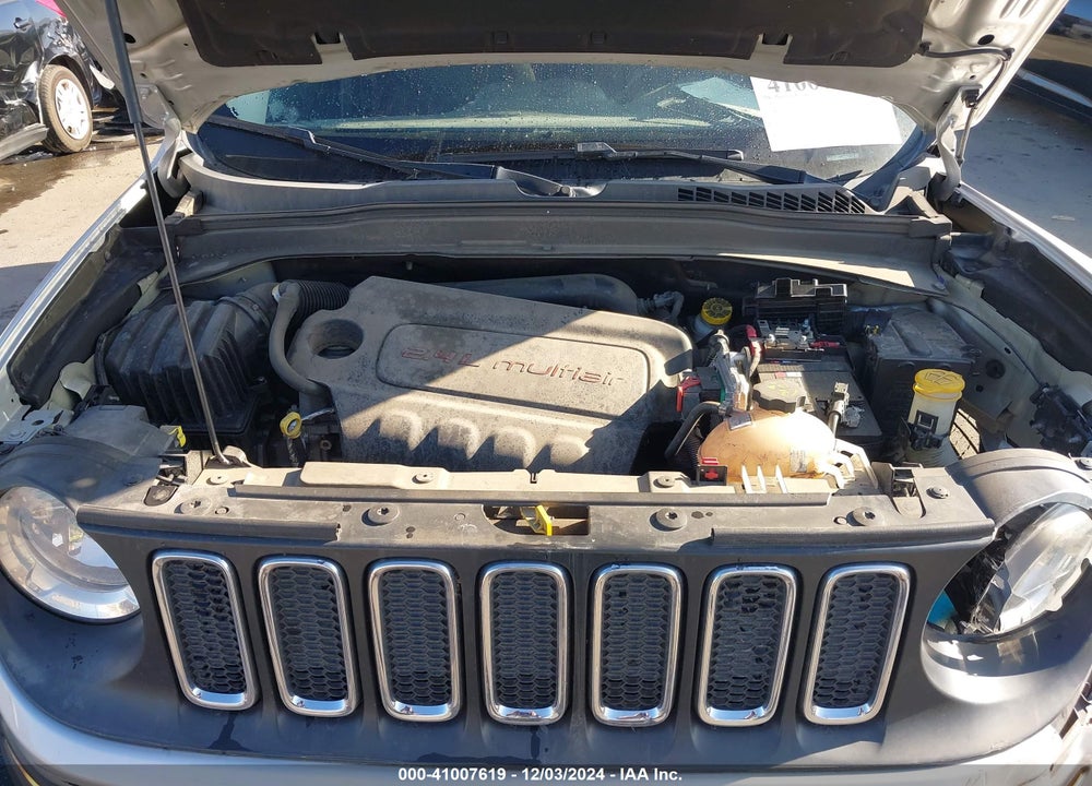 2017 JEEP RENEGADE LATITUDE 4X4 VIN: ZACCJBBB8HPG44470