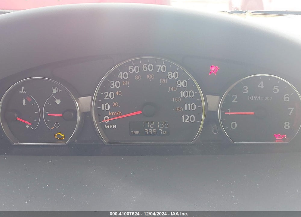 2005 SATURN ION 2 VIN: 1G8AJ52F05Z170825
