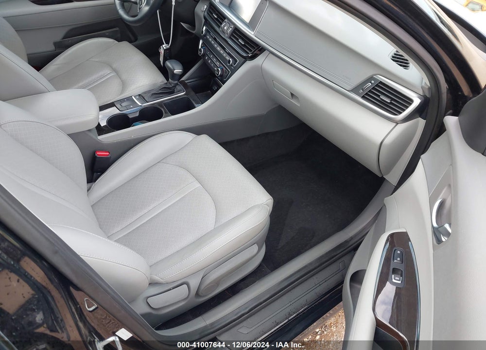 2018 KIA OPTIMA EX VIN: 5XXGU4L37JG196535