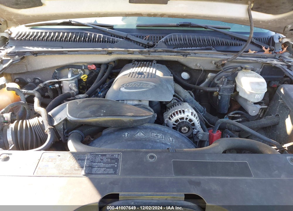 2004 CHEVROLET SILVERADO 1500 LS VIN: 2GCEC19V041363068