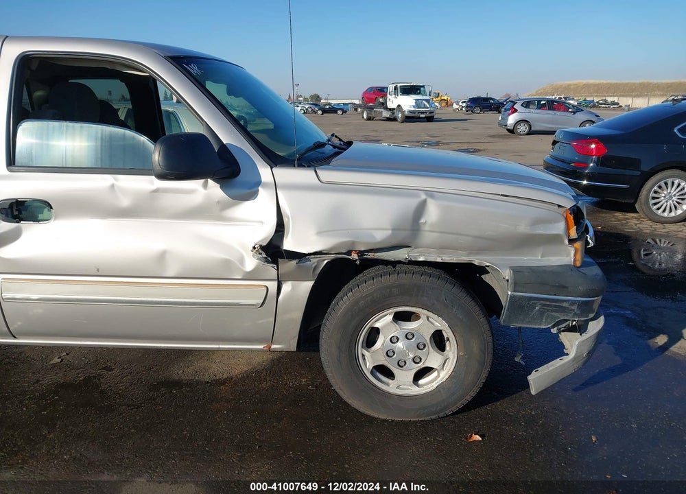 2004 CHEVROLET SILVERADO 1500 LS VIN: 2GCEC19V041363068