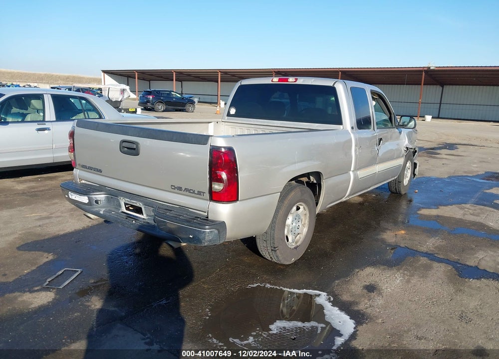 2004 CHEVROLET SILVERADO 1500 LS VIN: 2GCEC19V041363068