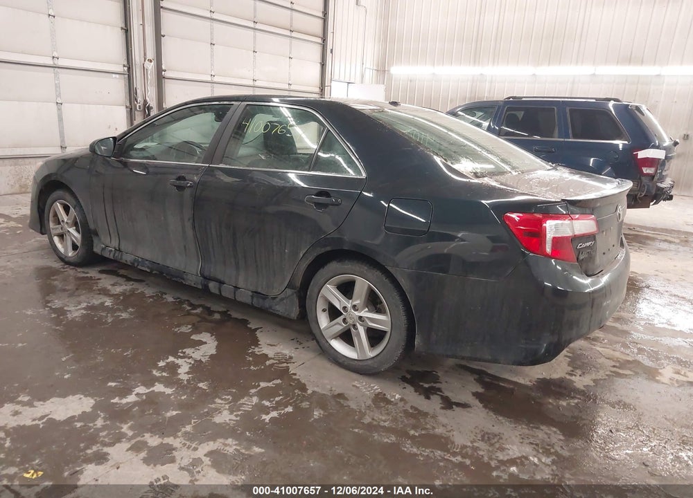 2012 TOYOTA CAMRY SE VIN: 4T1BF1FK4CU052598