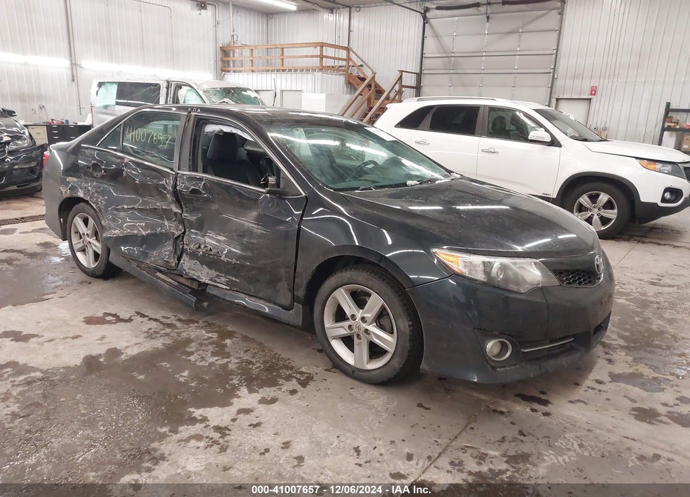 2012 TOYOTA CAMRY SE VIN: 4T1BF1FK4CU052598