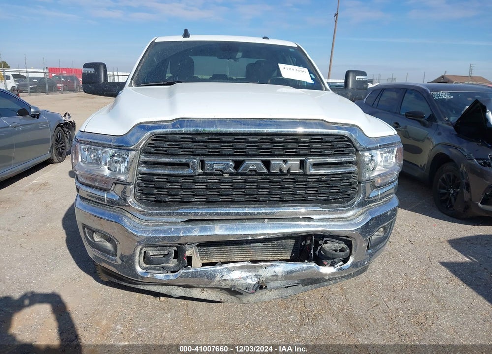 2024 RAM 2500 BIG HORN 4X4 6'4 BOX VIN: 3C6UR5DL3RG303928