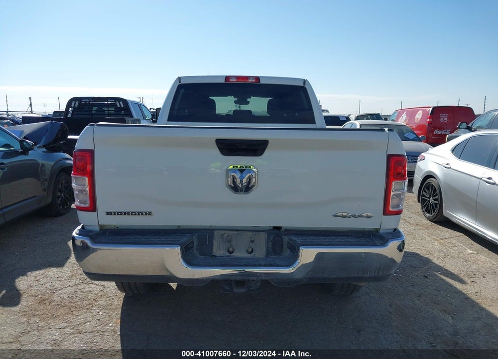 2024 RAM 2500 BIG HORN 4X4 6'4 BOX VIN: 3C6UR5DL3RG303928