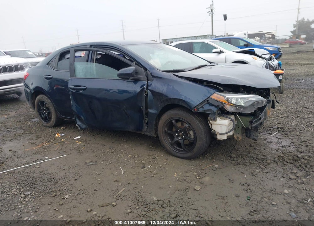 2018 TOYOTA COROLLA LE VIN: 5YFBURHE4JP794848