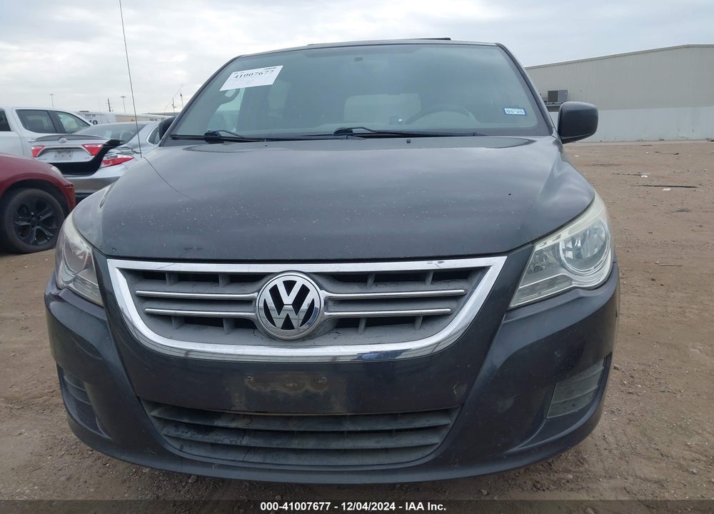 2011 VOLKSWAGEN ROUTAN SE VIN: 2V4RW3DG6BR767090