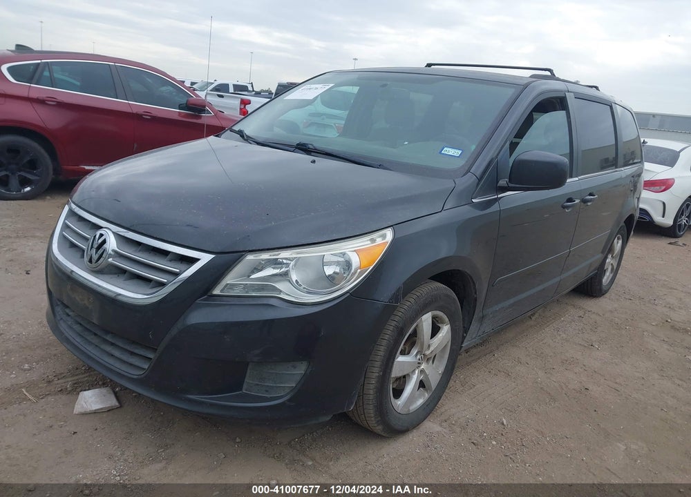 2011 VOLKSWAGEN ROUTAN SE VIN: 2V4RW3DG6BR767090