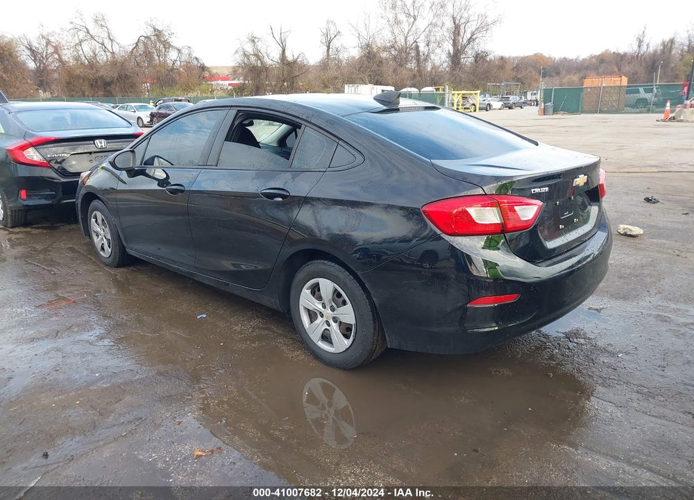 2018 CHEVROLET CRUZE VIN: 1G1BC5SM2J7219105