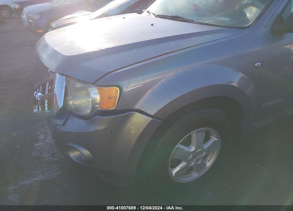 2008 FORD ESCAPE XLT VIN: 1FMCU03108KA83382