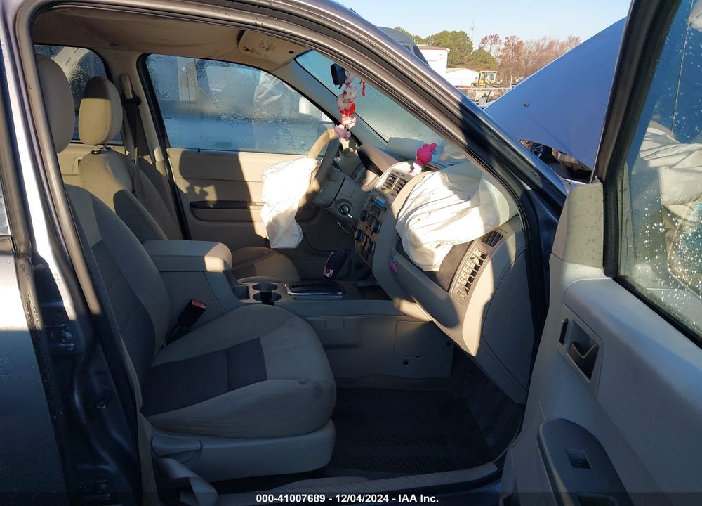 2008 FORD ESCAPE XLT VIN: 1FMCU03108KA83382