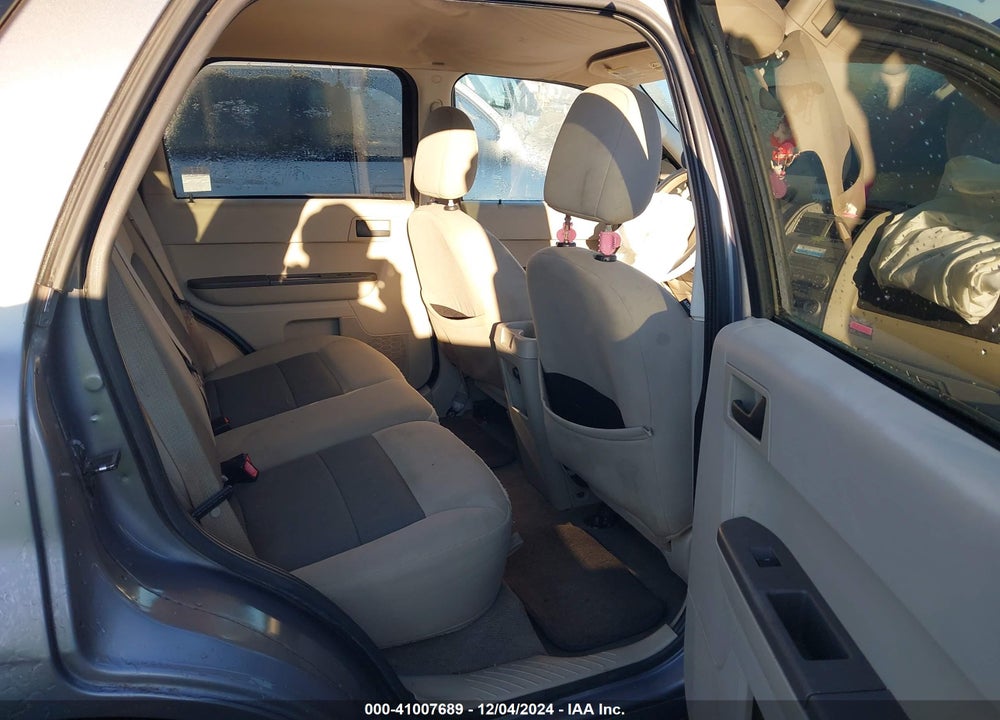 2008 FORD ESCAPE XLT VIN: 1FMCU03108KA83382