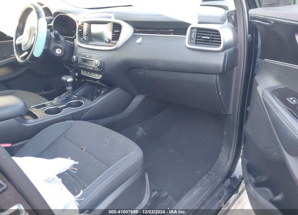 2020 KIA SORENTO 2.4L LX VIN: 5XYPG4A33LG648926