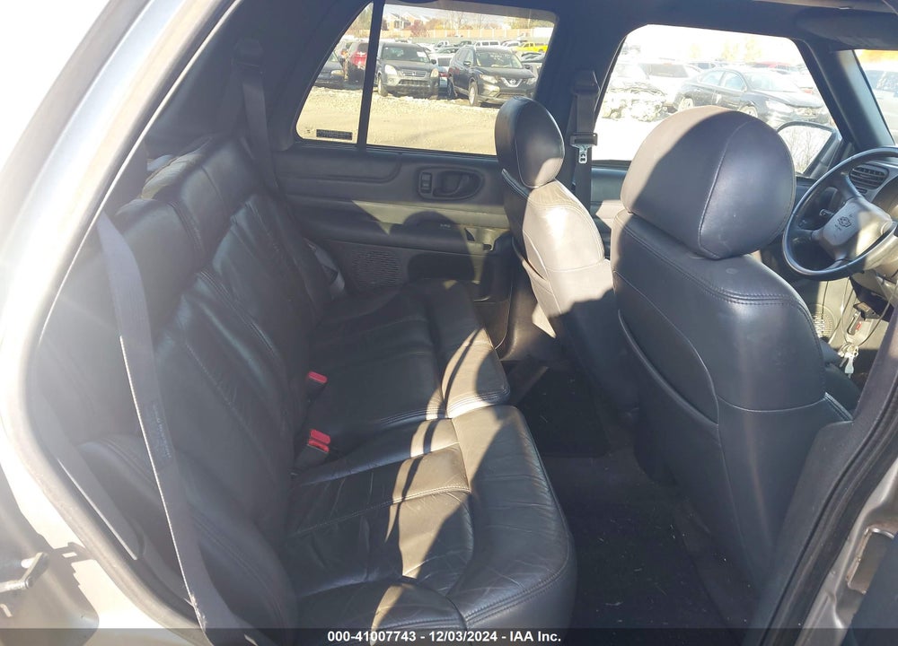 2000 CHEVROLET BLAZER LT VIN: 1GNDT13W6Y2104143