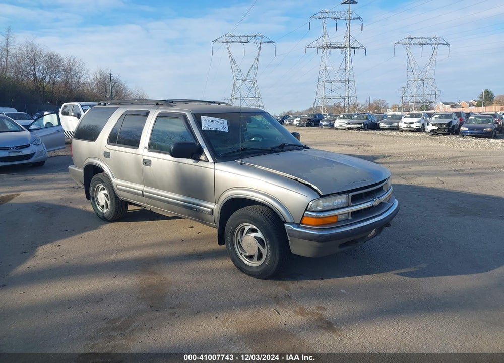 2000 CHEVROLET BLAZER LT VIN: 1GNDT13W6Y2104143
