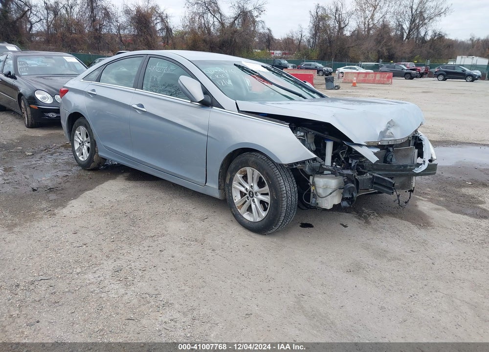2011 HYUNDAI SONATA VIN: 5NPEB4AC5BH235385