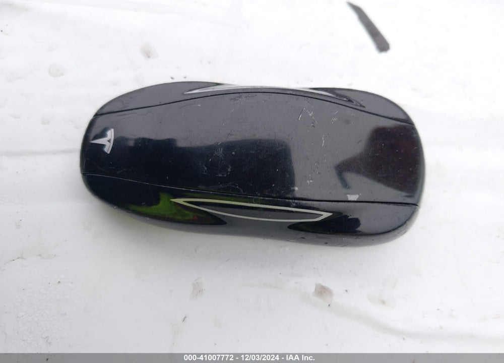 2015 TESLA MODEL S 70D/85D/P85D VIN: 5YJSA1E2XFF111896
