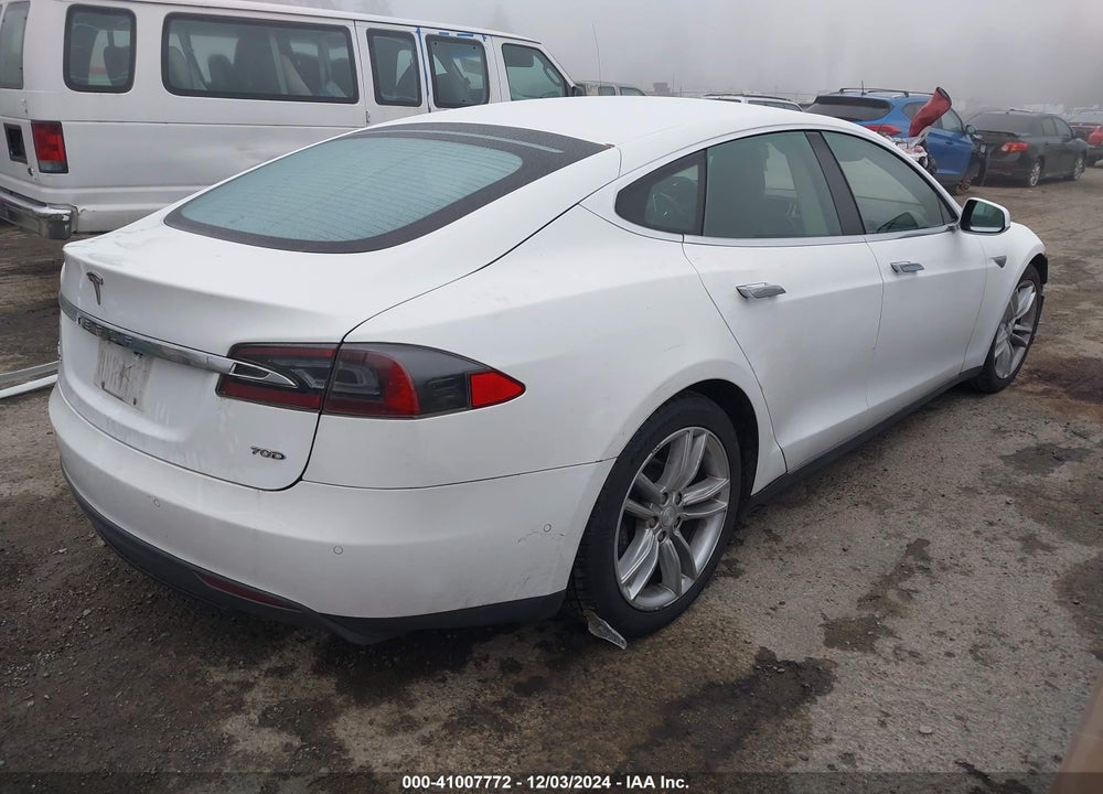 2015 TESLA MODEL S 70D/85D/P85D VIN: 5YJSA1E2XFF111896