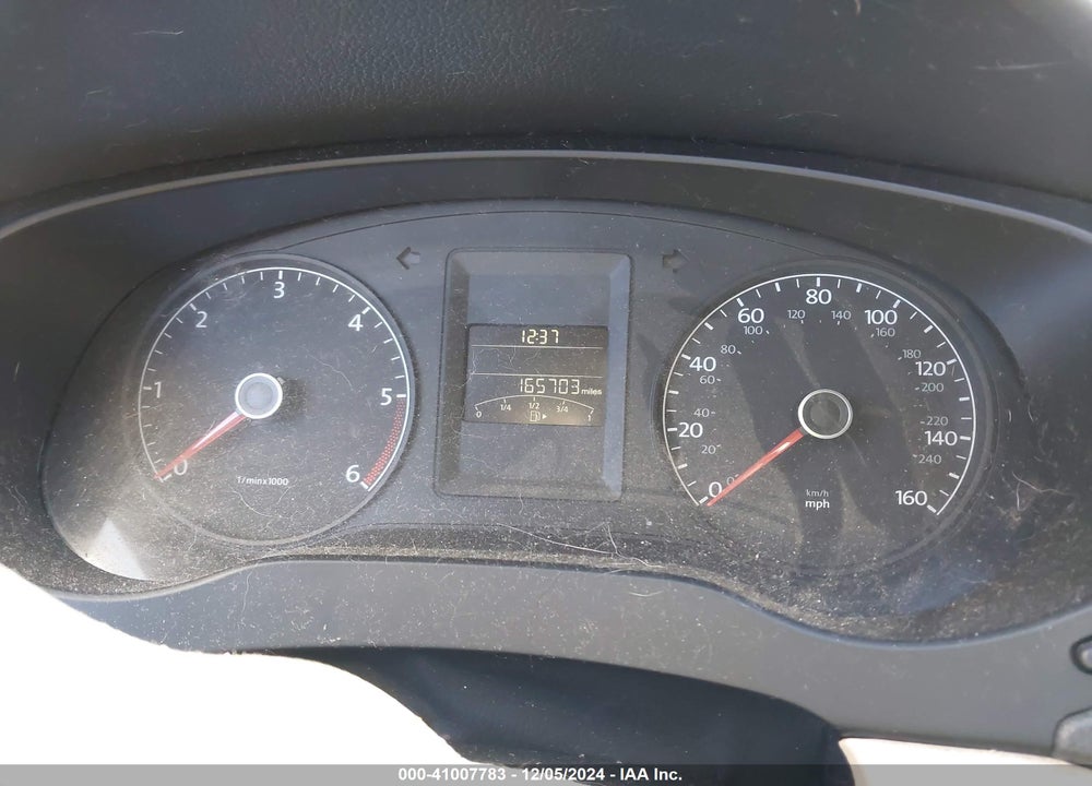 2011 VOLKSWAGEN JETTA 2.0L TDI VIN: 3VWLL7AJ1BM097968
