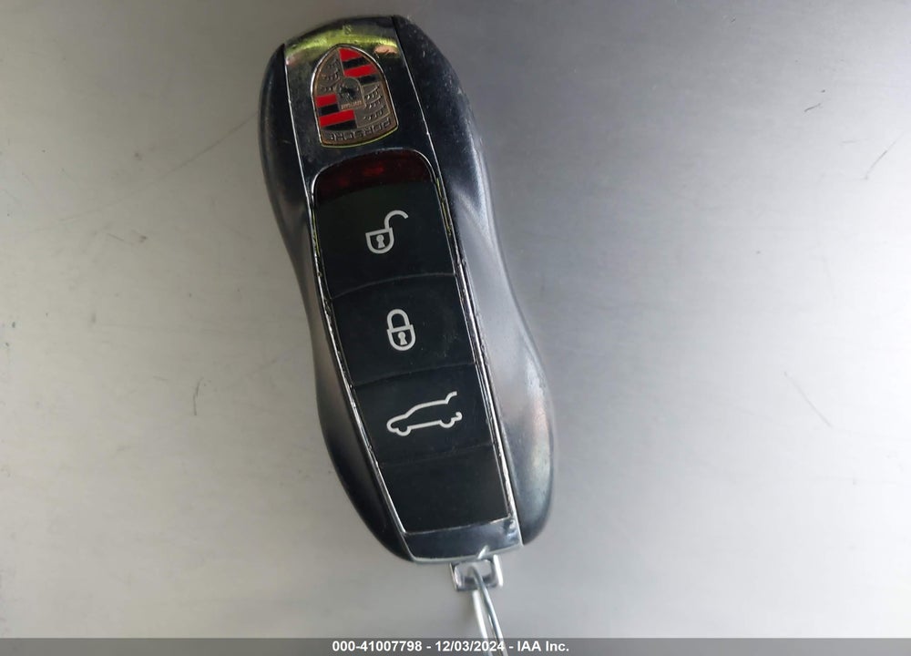 2018 PORSCHE MACAN VIN: WP1AA2A51JLB07614