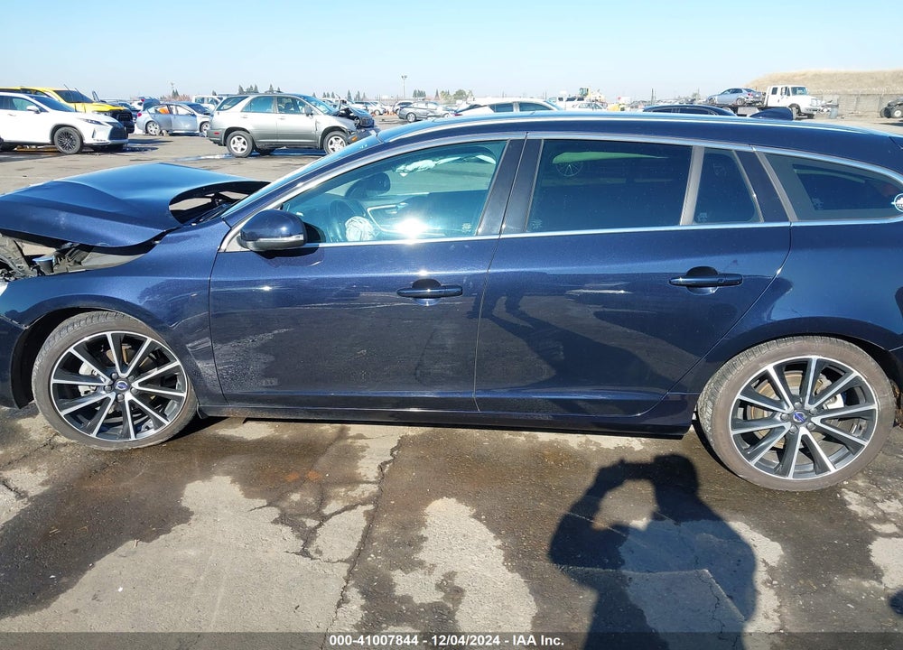2016 VOLVO V60 T5 DRIVE-E PLATINUM VIN: YV140MEM3G1305186