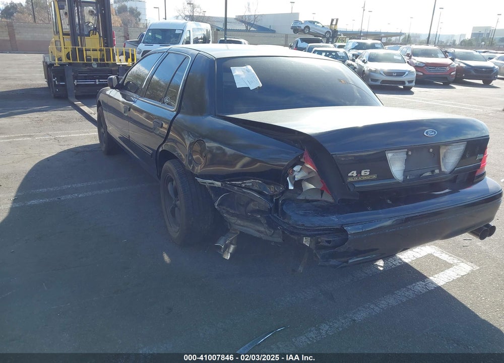 2011 FORD CROWN VICTORIA POLICE INTERCEPTOR VIN: 2FABP7BV4BX175982