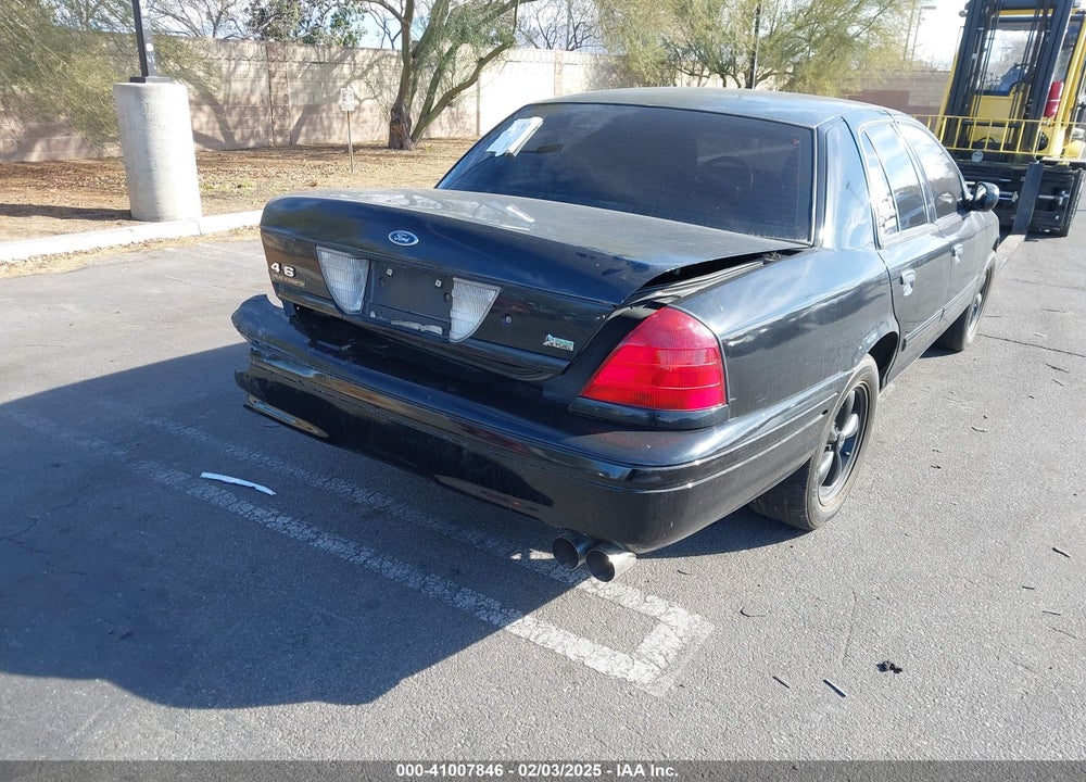 2011 FORD CROWN VICTORIA POLICE INTERCEPTOR VIN: 2FABP7BV4BX175982