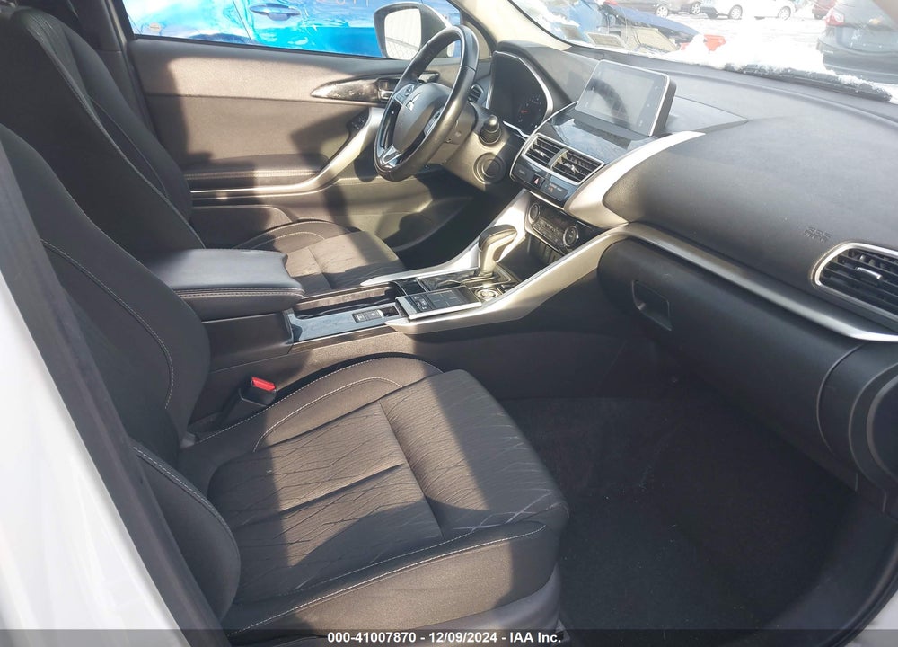 2019 MITSUBISHI ECLIPSE CROSS SE VIN: JA4AT5AA9KZ023513