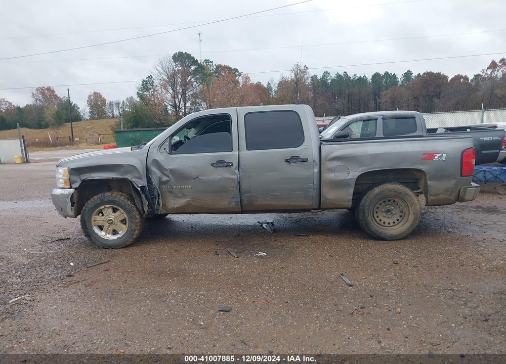 2013 CHEVROLET SILVERADO 1500 VIN: 3GCPKSE74DG289248