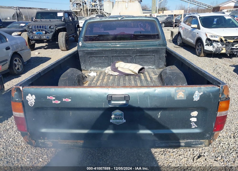 1992 TOYOTA PICKUP 1/2 TON SHORT WHLBASE STB VIN: 4TARN81A5NZ015803