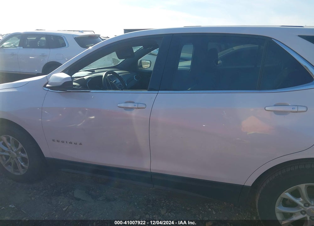 2018 CHEVROLET EQUINOX LT VIN: 2GNAXJEV9J6338667