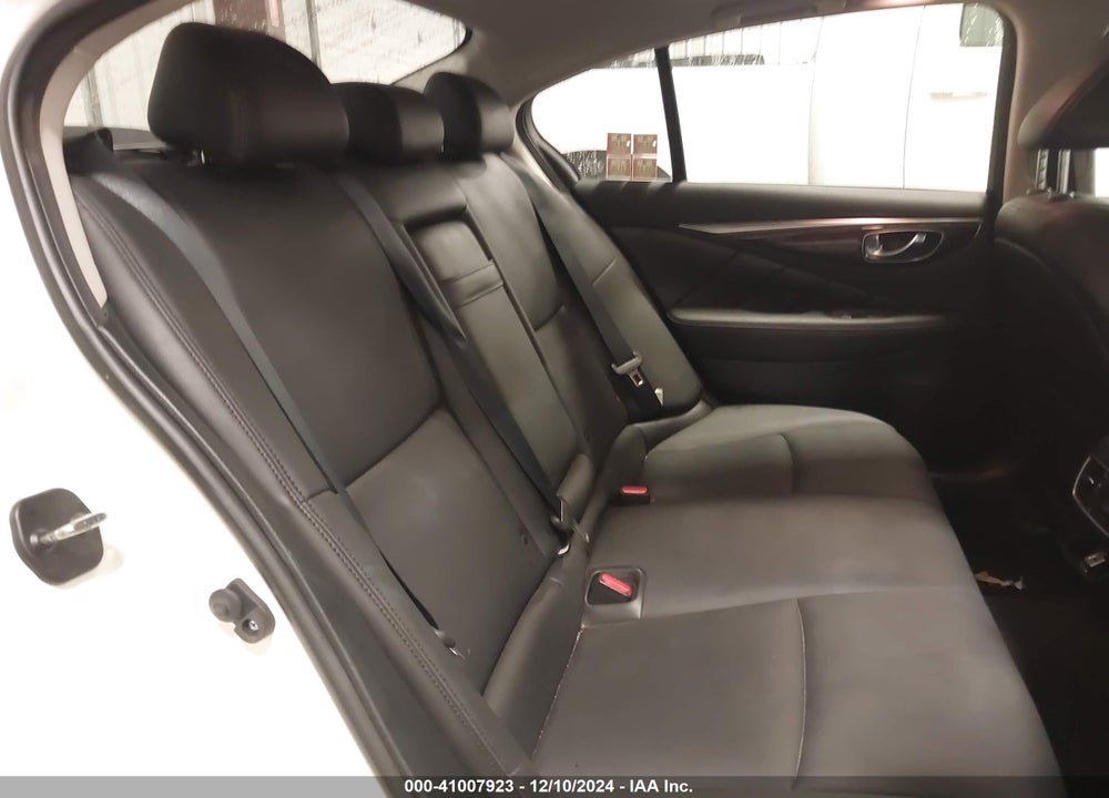 2018 INFINITI Q50 3.0T LUXE VIN: JN1EV7AR4JM436716