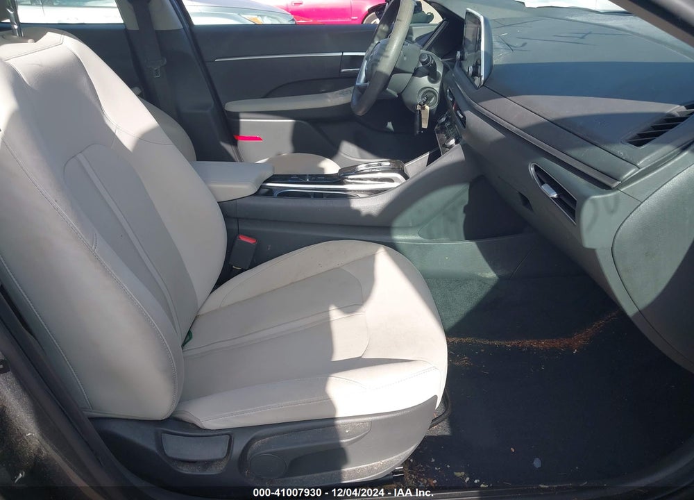 2022 HYUNDAI SONATA VIN: KMHL24JA9NA221311