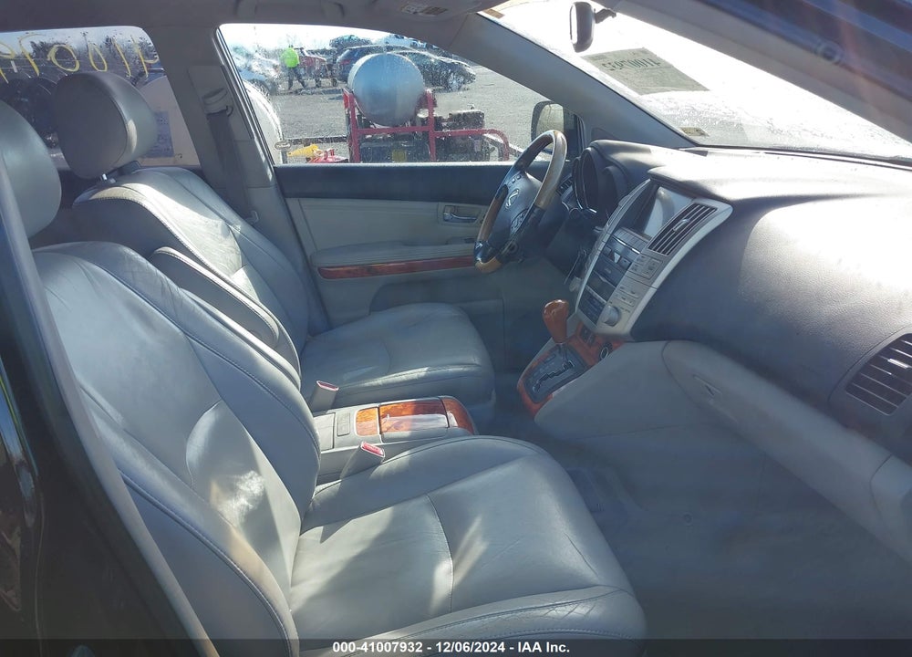 2005 LEXUS RX 330 BASE (A5) VIN: 2T2HA31U65C053717