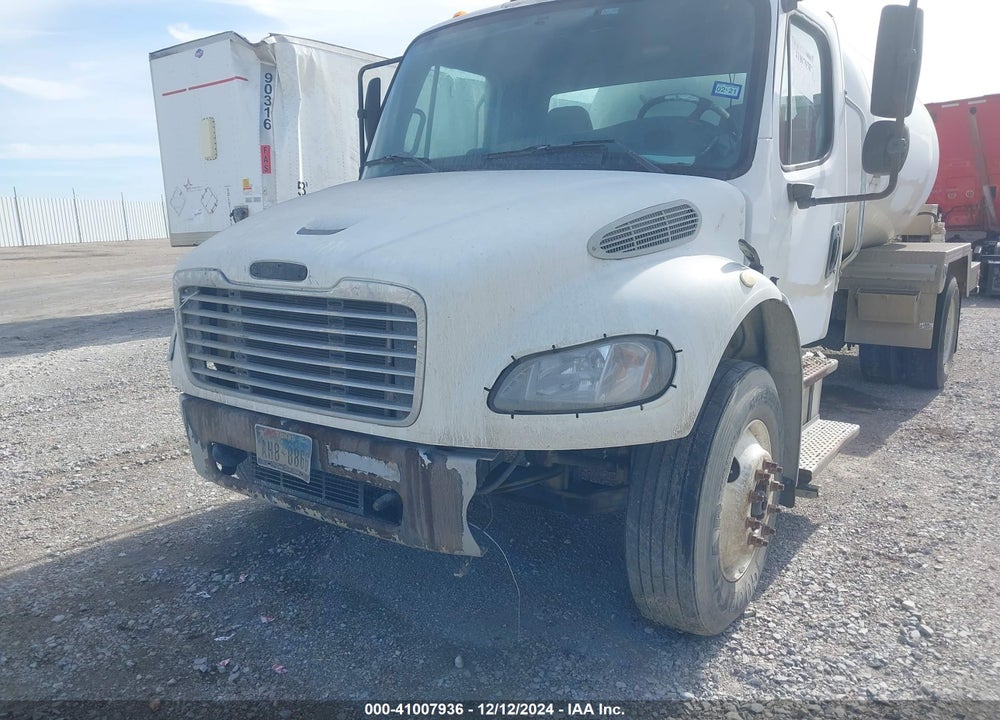 2010 FREIGHTLINER M2 106 MEDIUM DUTY VIN: 1FVACXDT1ADAU2008