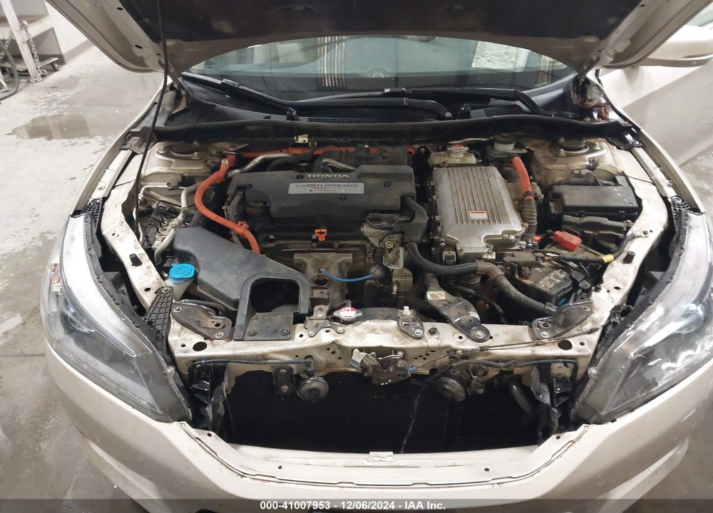 2014 HONDA ACCORD HYBRID VIN: 1HGCR6F56EA004372