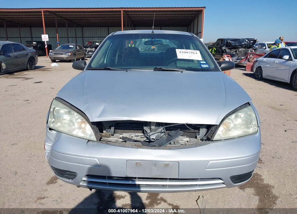 2005 FORD FOCUS ZX4 VIN: 1FAFP34N35W210583