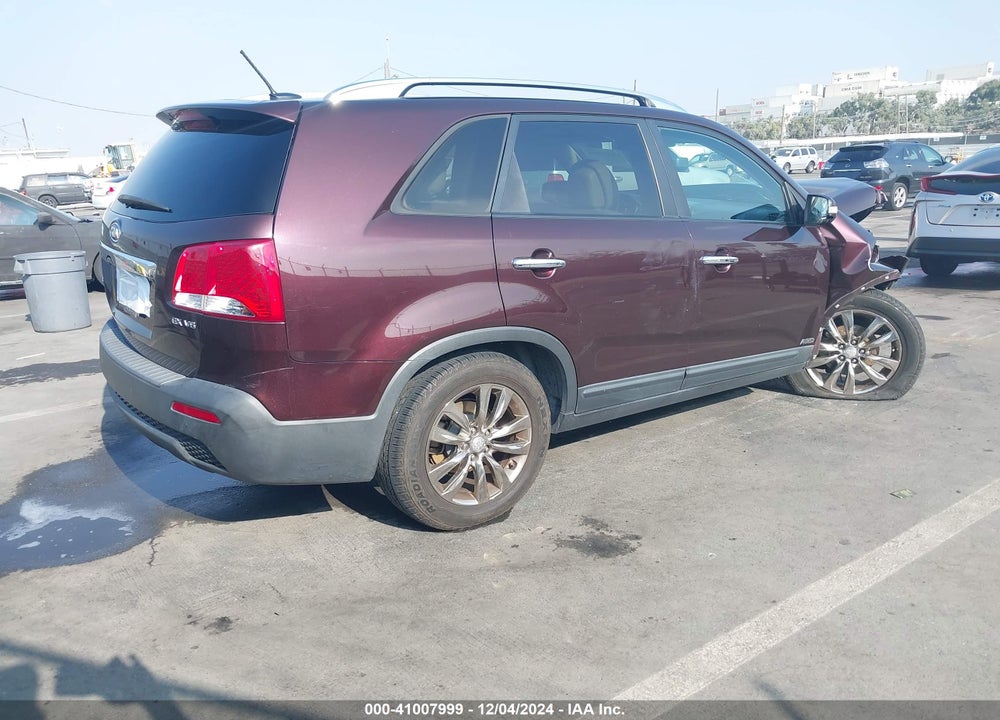 2011 KIA SORENTO EX V6 VIN: 5XYKUDA29BG149783