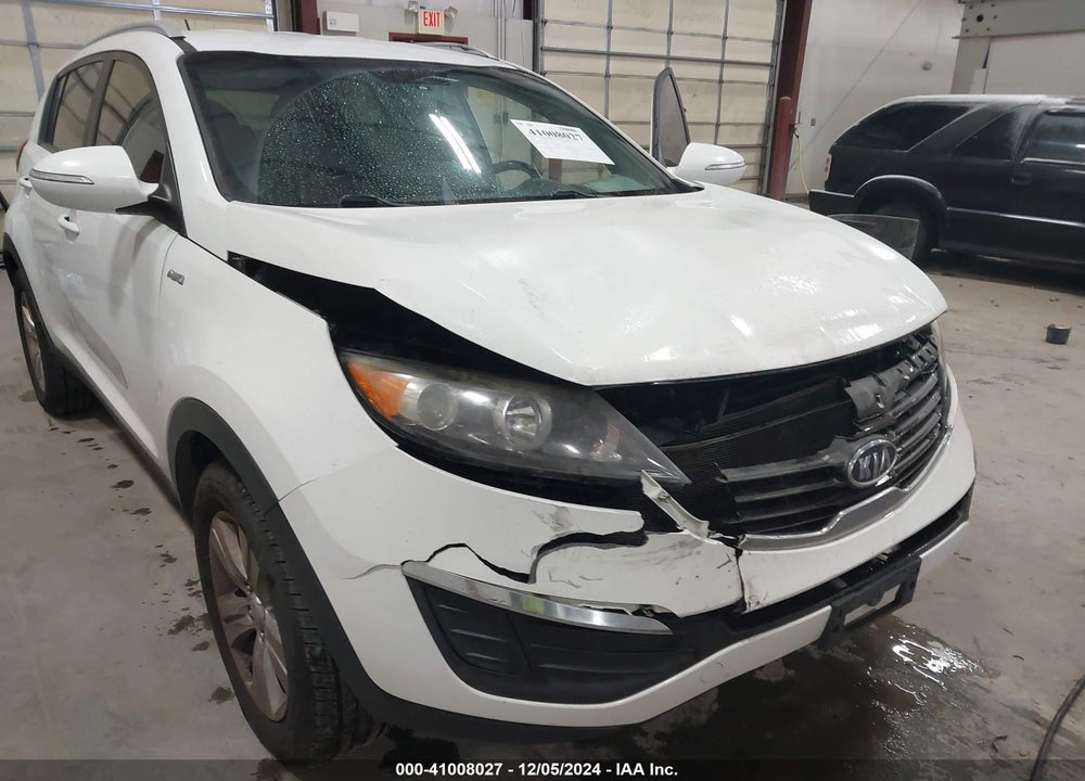 2011 KIA SPORTAGE VIN: KNDPBCA22B7153872