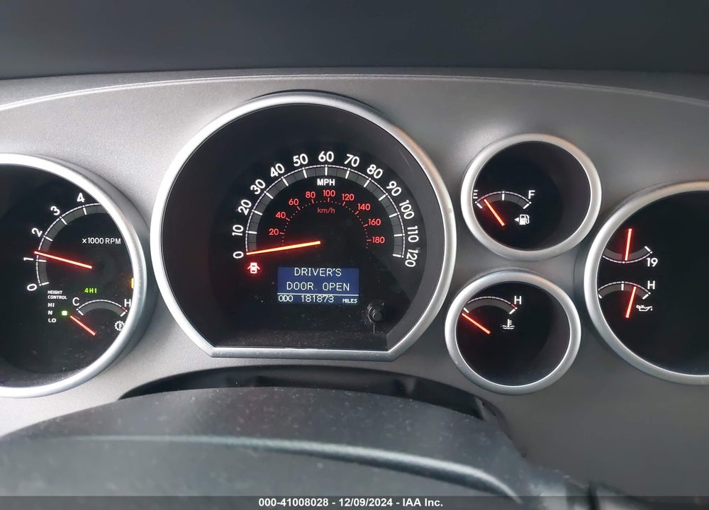 2012 TOYOTA SEQUOIA PLATINUM 5.7L V8 VIN: 5TDDW5G17CS057115