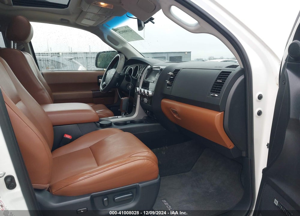 2012 TOYOTA SEQUOIA PLATINUM 5.7L V8 VIN: 5TDDW5G17CS057115