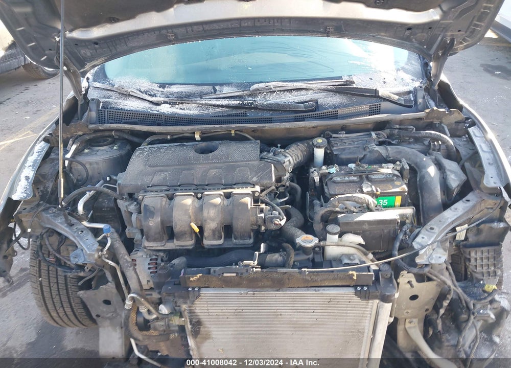 2016 NISSAN SENTRA SR VIN: 3N1AB7AP5GY240280