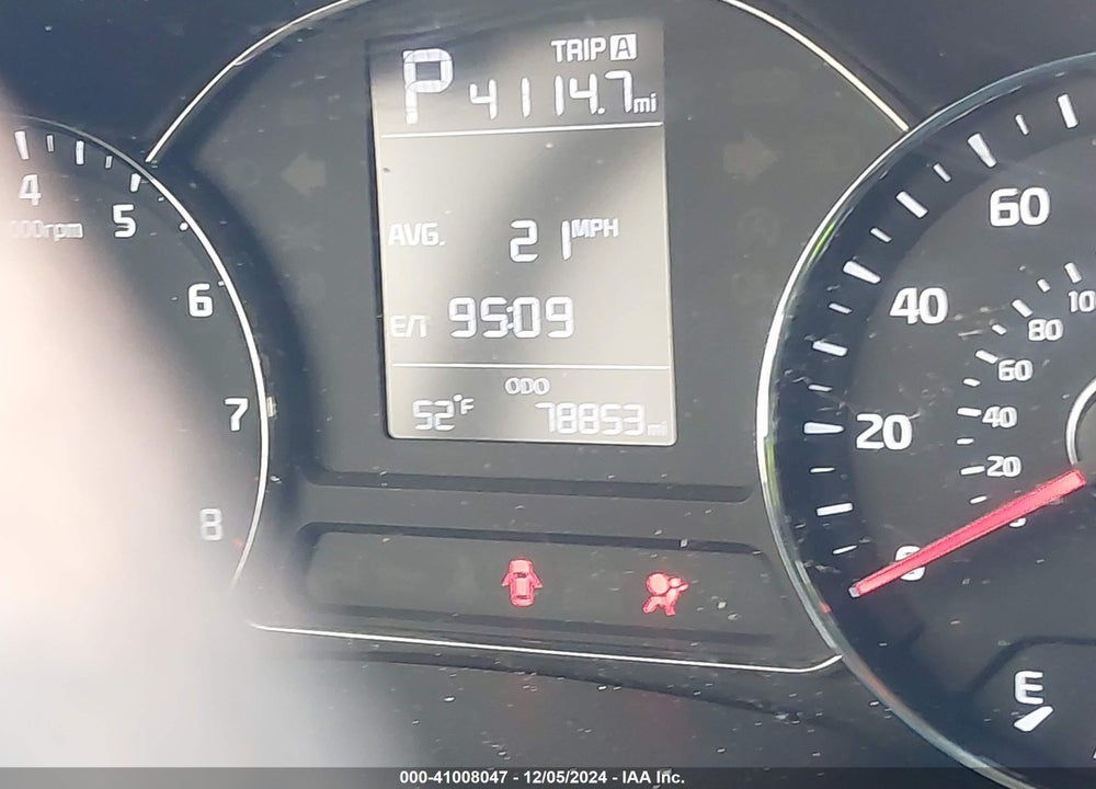 2017 KIA FORTE VIN: 3KPFK4A72HE093677